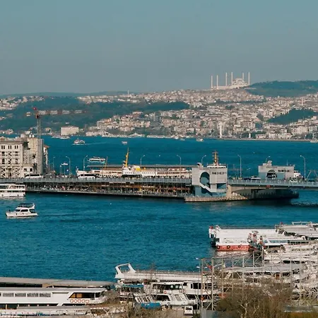 The Halic Bosphorus Isztambul